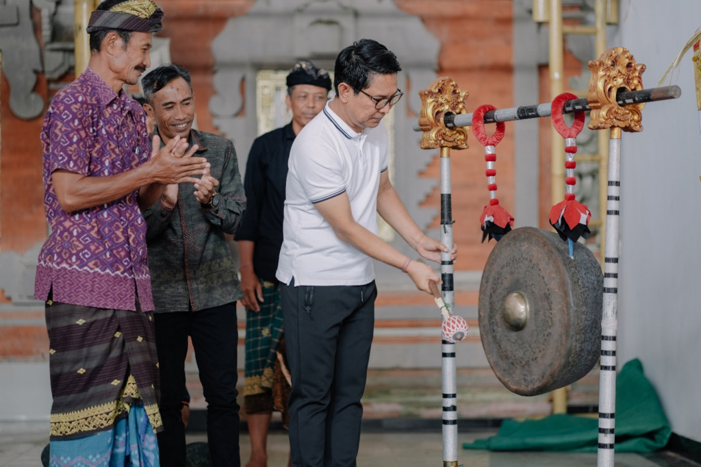 Sekda Adi Arnawa Buka Turnamen Ceki Sekaa Gong Gentha Kencana Munggu